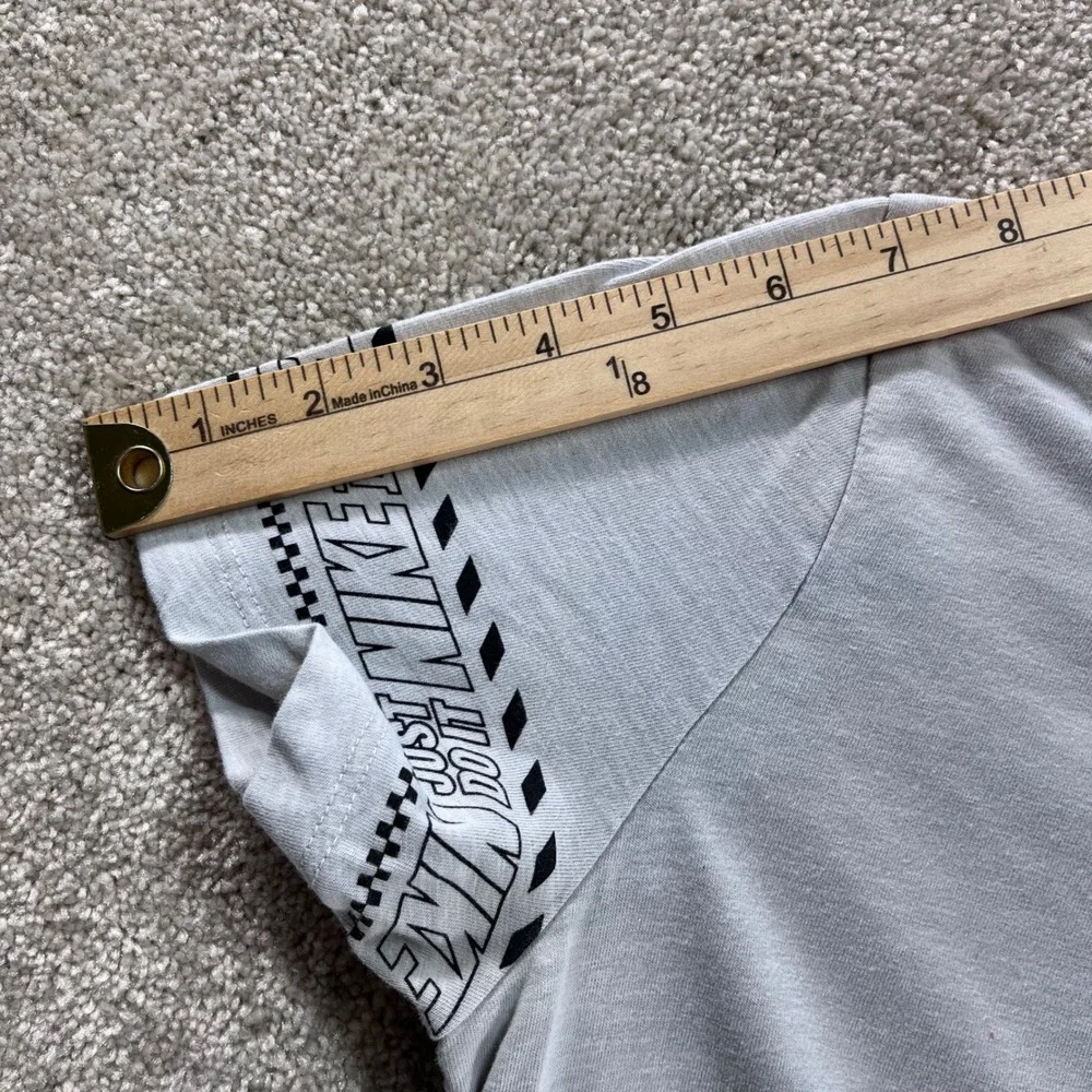 Nike Dri-FIT Shirt Mens Medium Grey Just Do It‎ Graphic Sleeve Athletic Tee